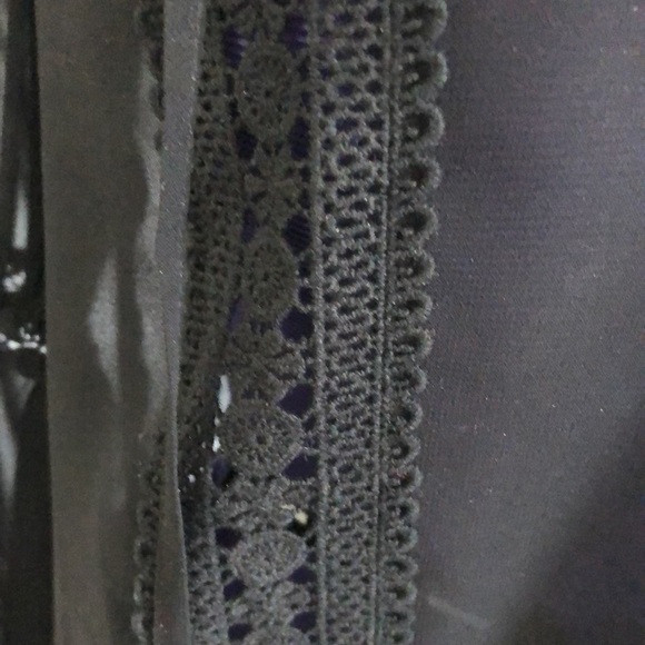 Sheer black blouse - Picture 4 of 6